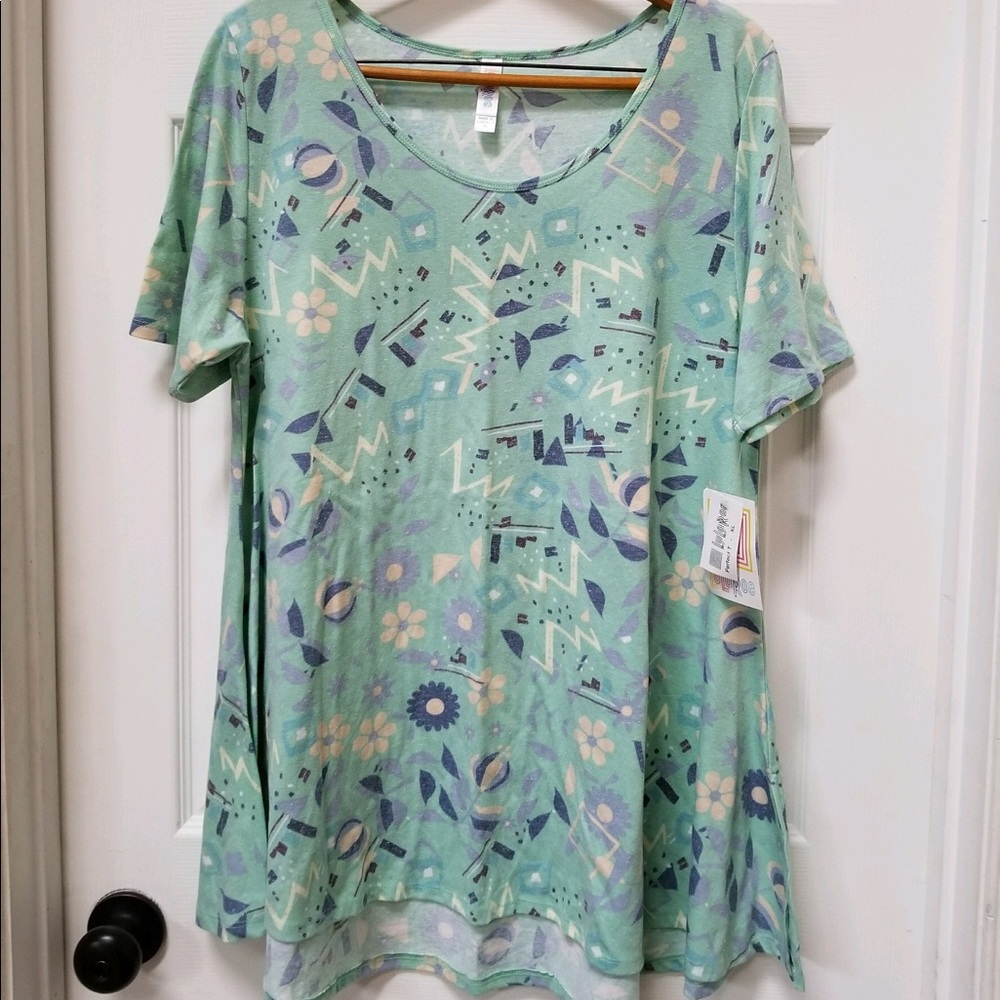 LuLaRoe perfect T shirt xl new